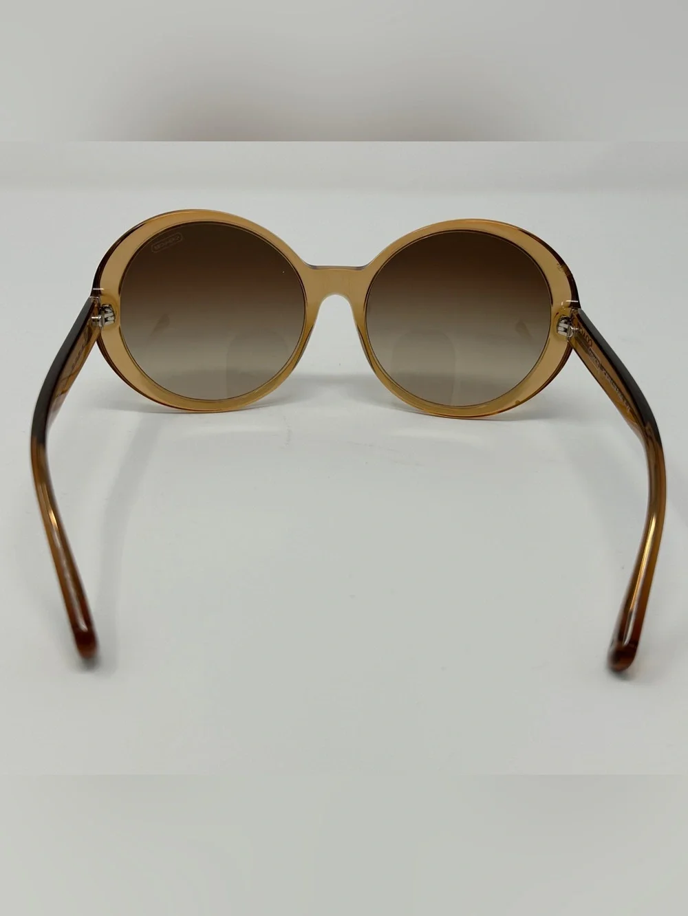 Coach - Round Oversized Brown Gradient Sunglasses for Women